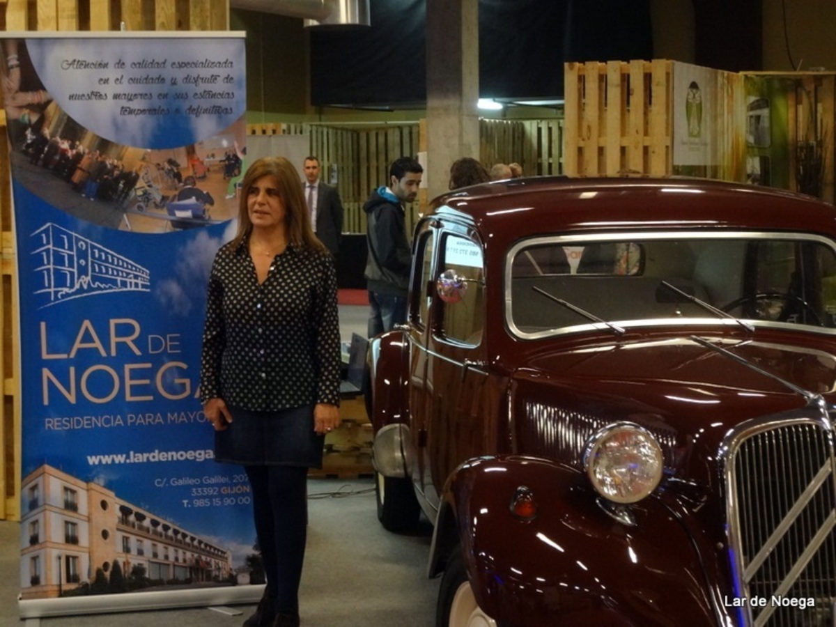 Stand en Norbienestar, con Ascege