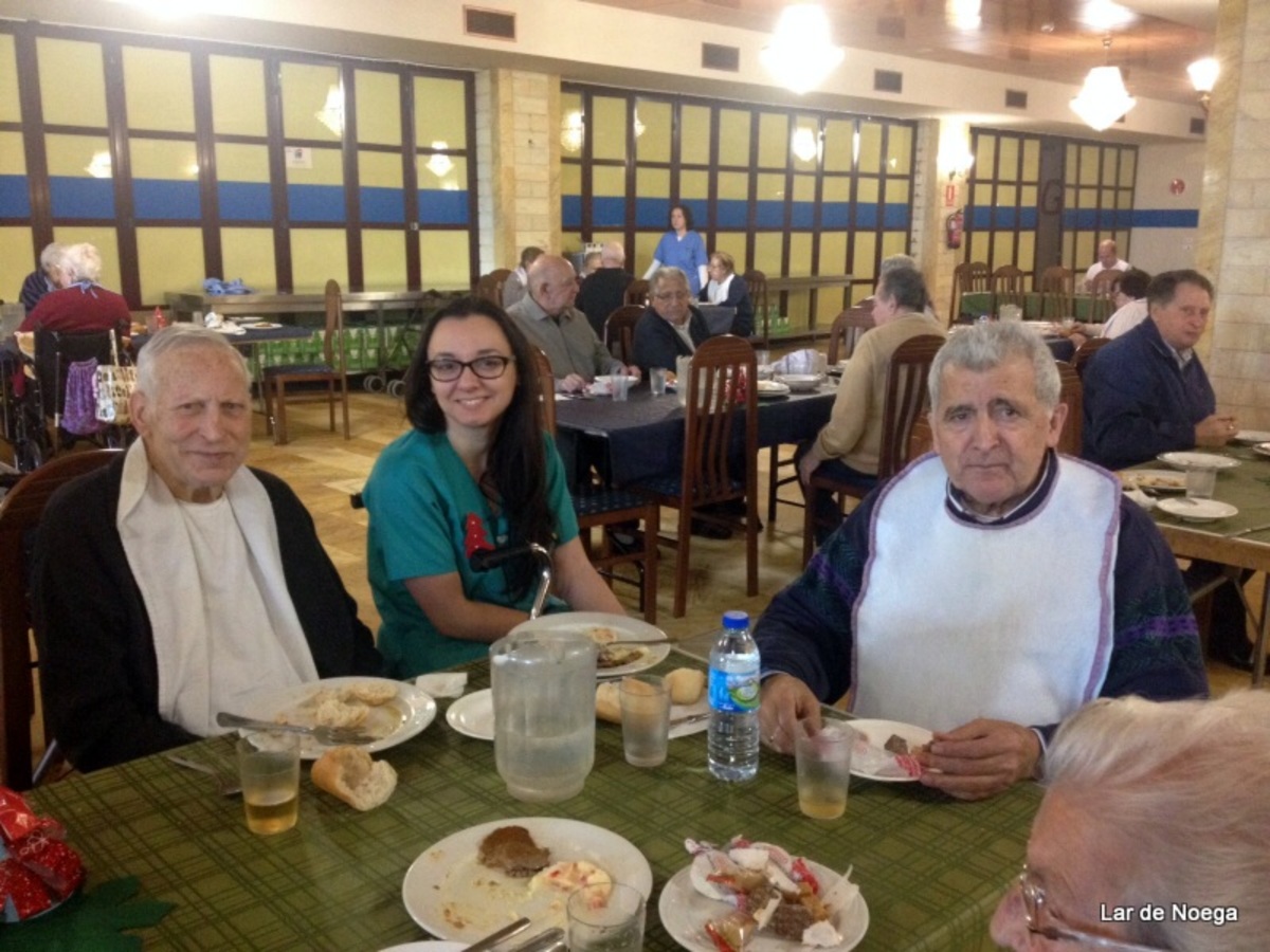 Comida de Navidad y Día de Reyes en Lar de Noega