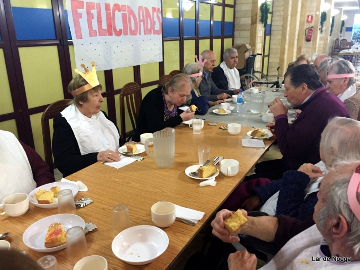 Comida de Navidad y Día de Reyes en Lar de Noega