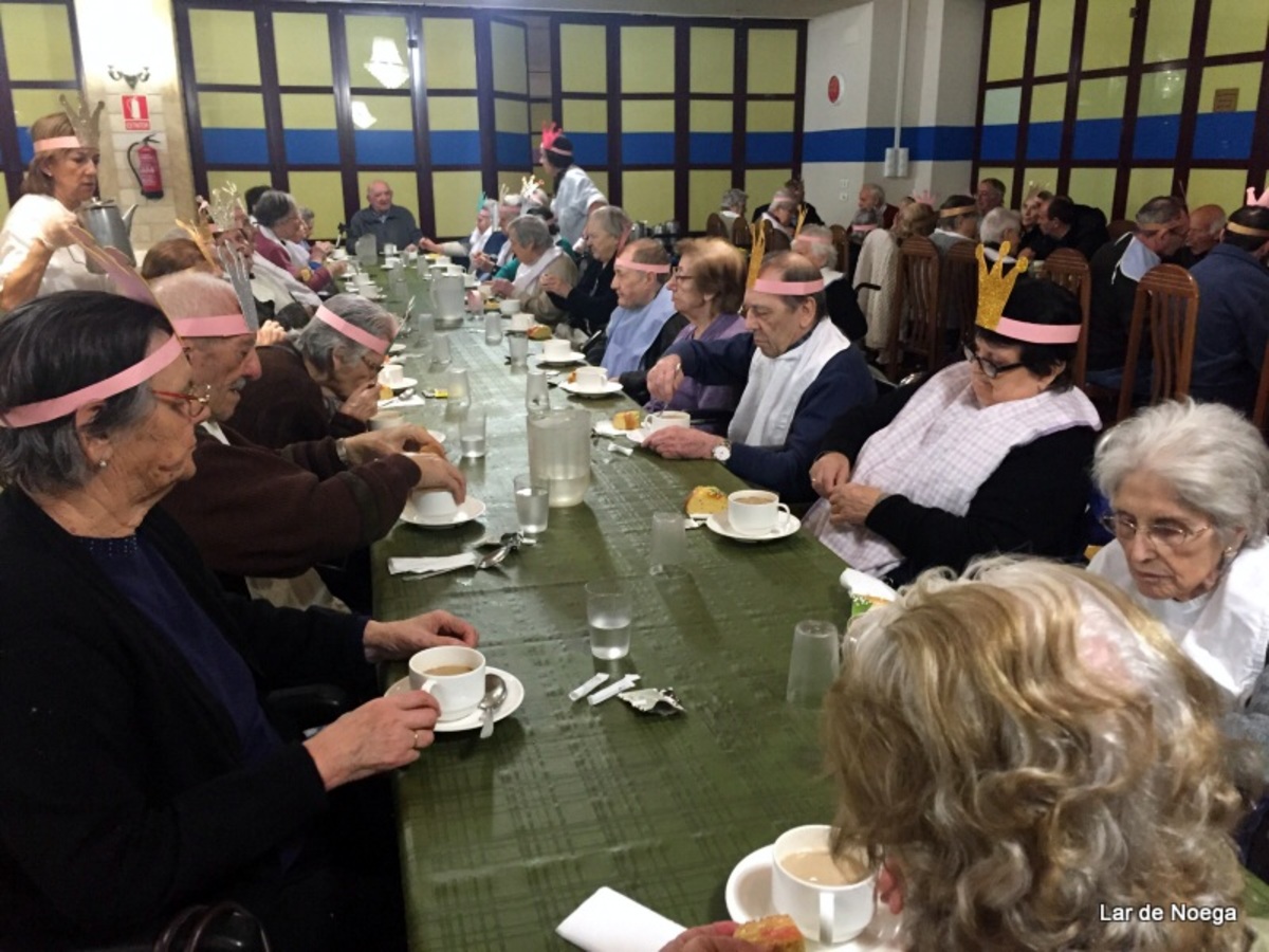 Comida de Navidad y Día de Reyes en Lar de Noega