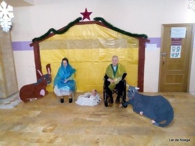Lar de Noega celebra la Nochebuena con cuentacuentos y un Belén viviente