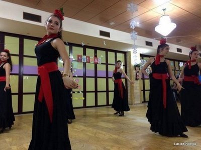 La Agrupación Artística Gijonesa pone en pie a Lar de Noega