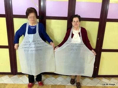 Lar de Noega cuelga los delantales por el Día de la Mujer