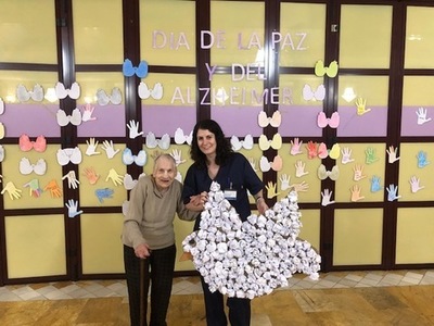 Lar de Noega celebra el Día de la Paz y del Alzheimer