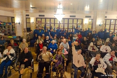 Nos visita la charanga Los Acoplaos